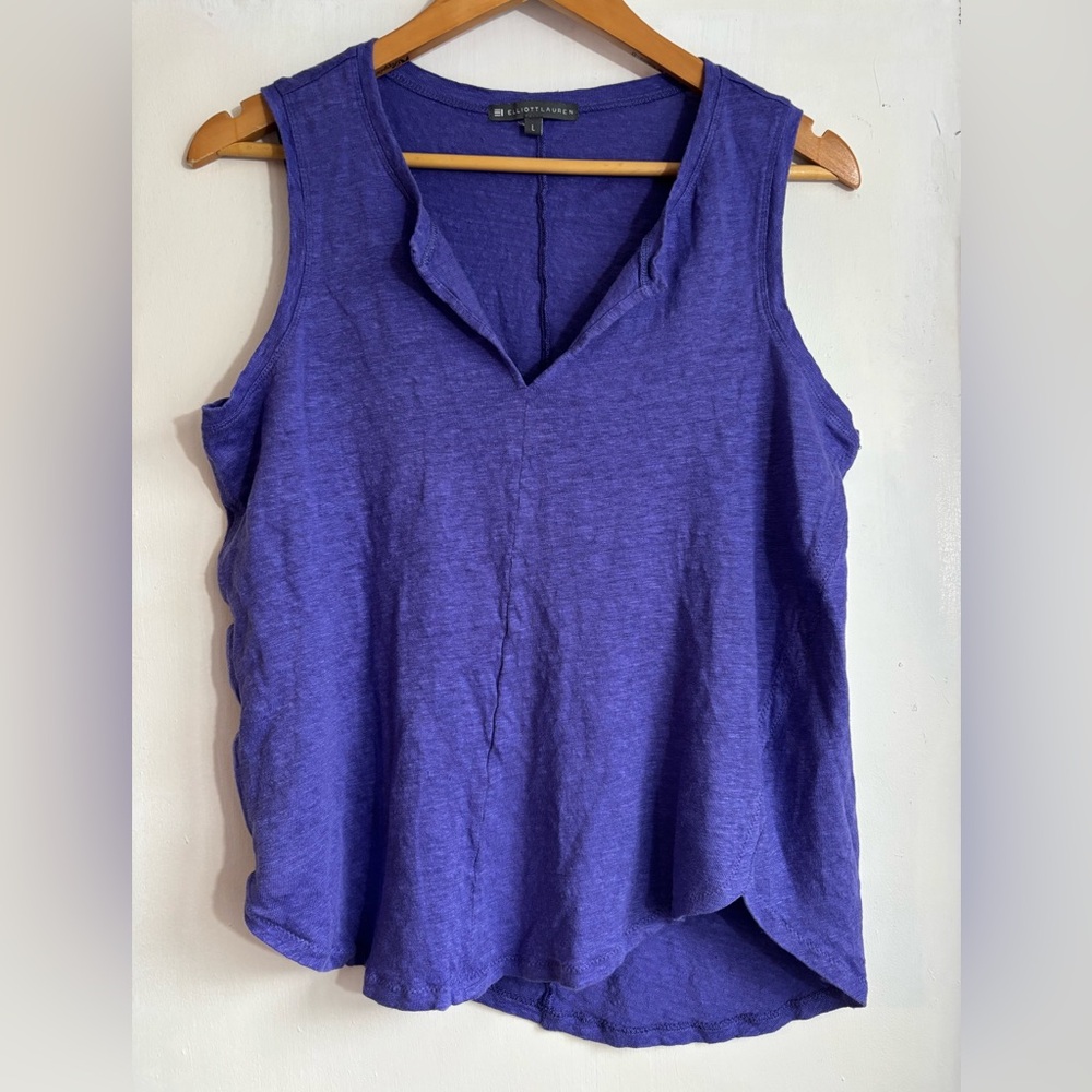 Women's Sleeveless V-Neck Asymmetrical Purple Top